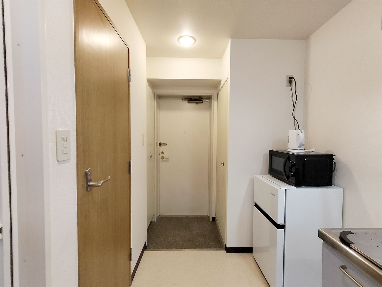 マイナビSTAY渋谷WEST 302 玄関