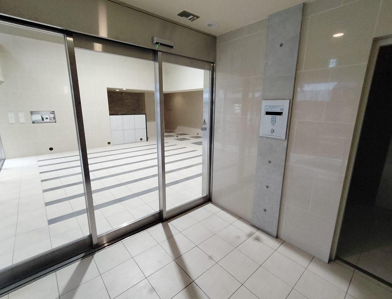 マイナビSTAY新大阪レヴォリス 202 共用部