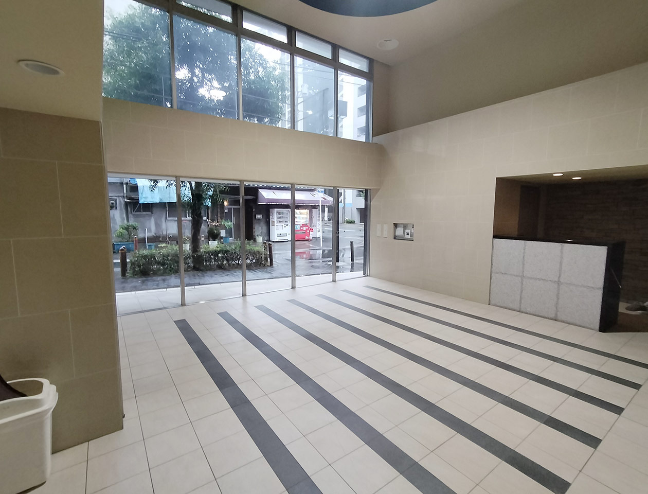 マイナビSTAY新大阪レヴォリス 202 共用部